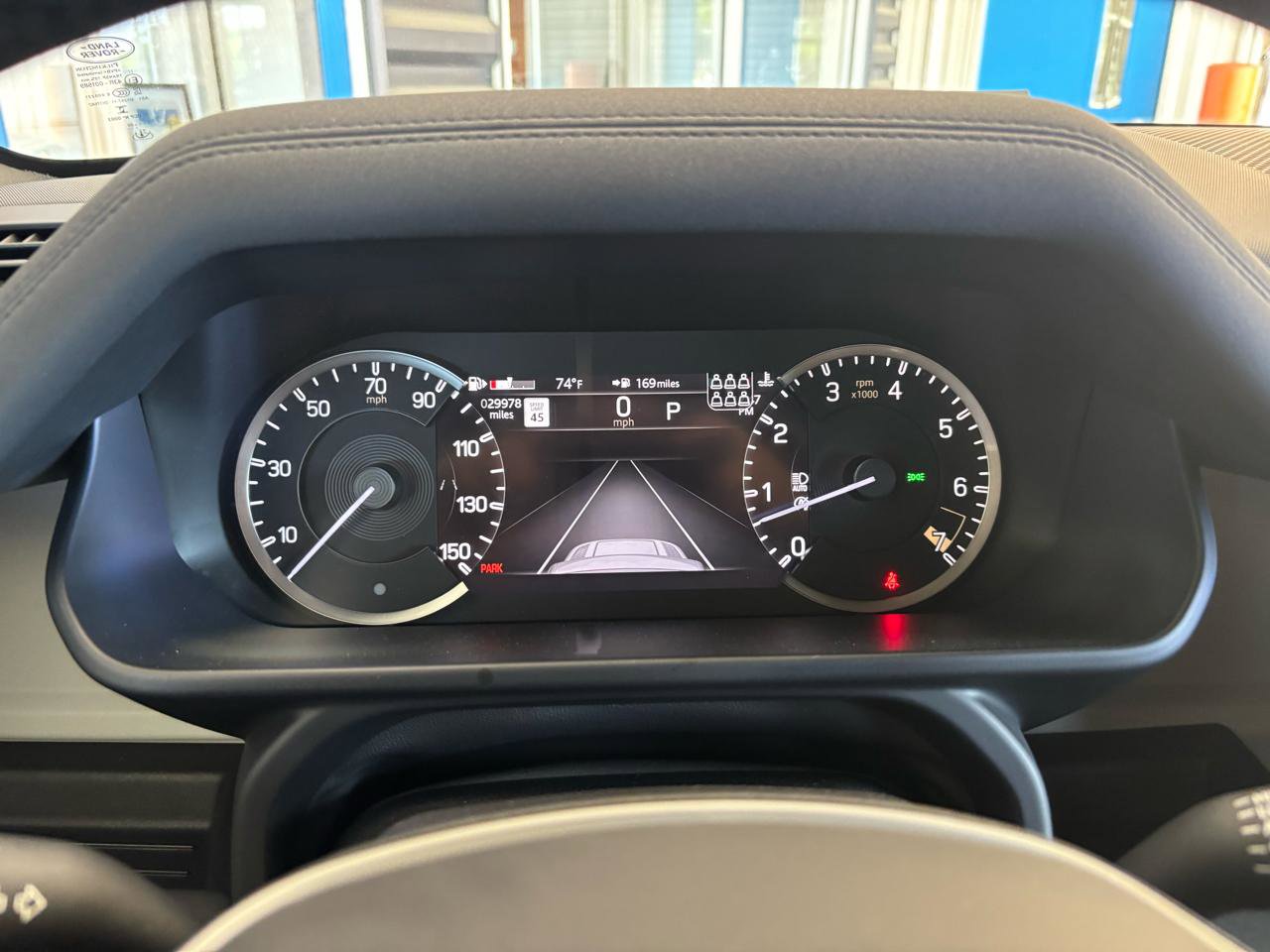 Used 2023 Land Rover Defender 130 SE image 22