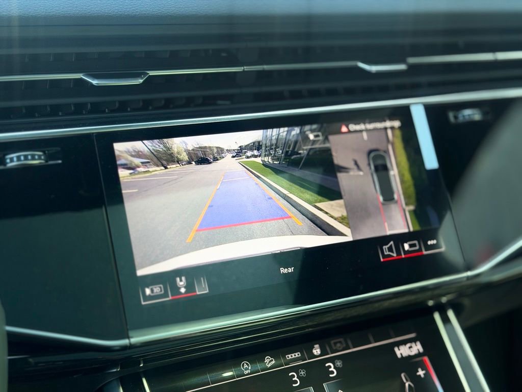 New 2026 Audi Q7 3.0T Premium Plus AWD/4WD image 17