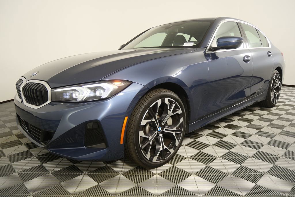 Certified 2025 BMW 330i Sedan image 7