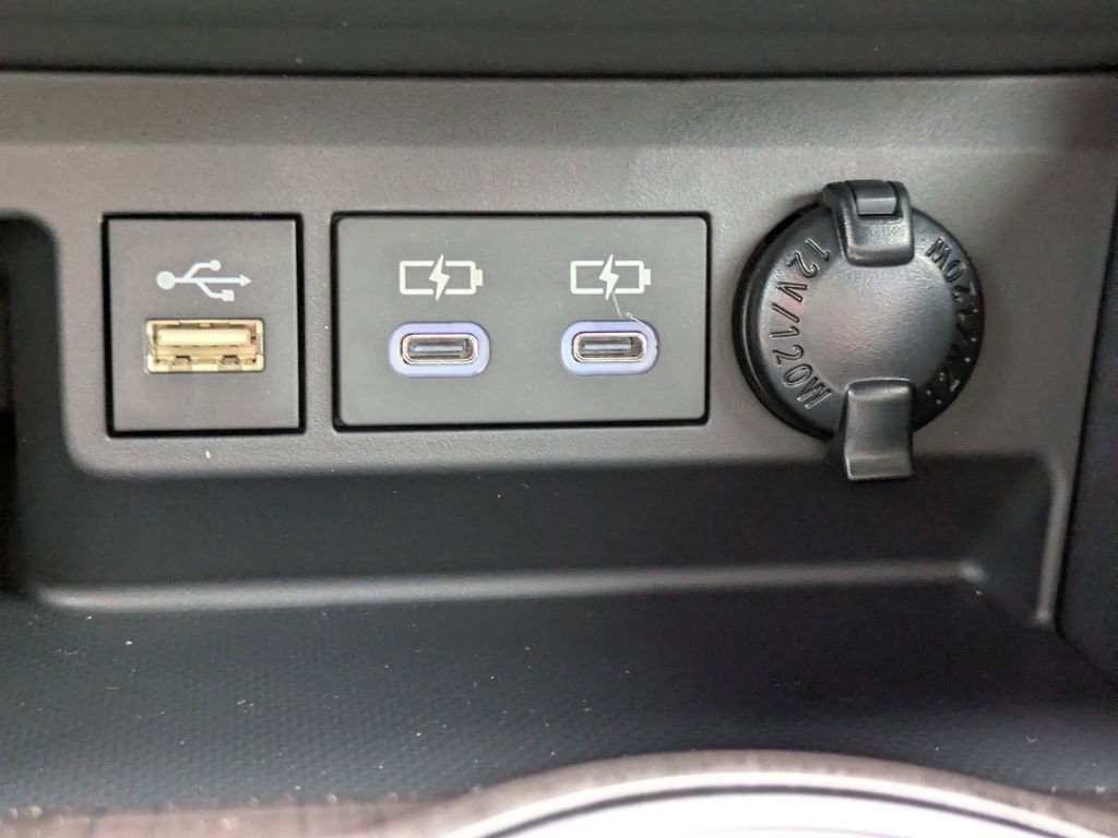 New 2026 Toyota Highlander Limited image 24