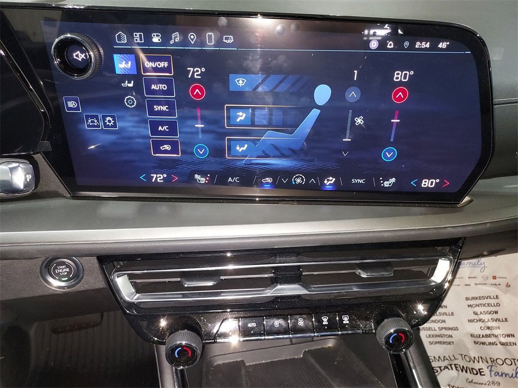 Used 2025 Chevrolet Traverse LT w/ Midnight/Sport Edition image 24