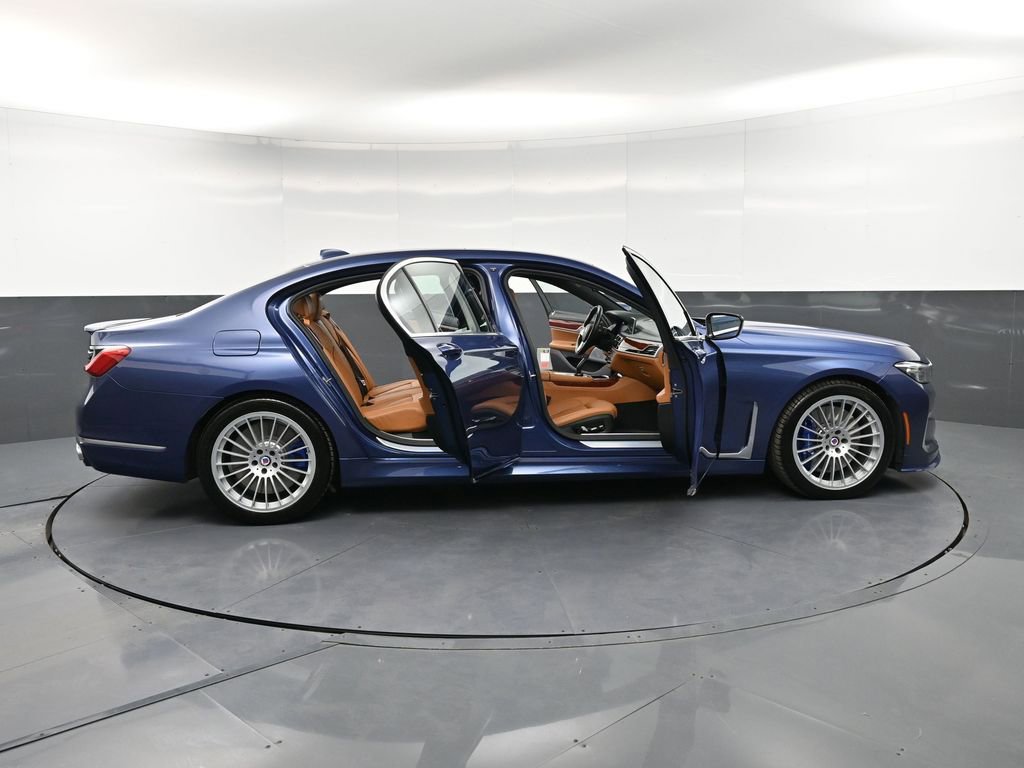 Used 2022 BMW ALPINA B7 xDrive w/ Luxury Rear Seating Package AWD/4WD image 41