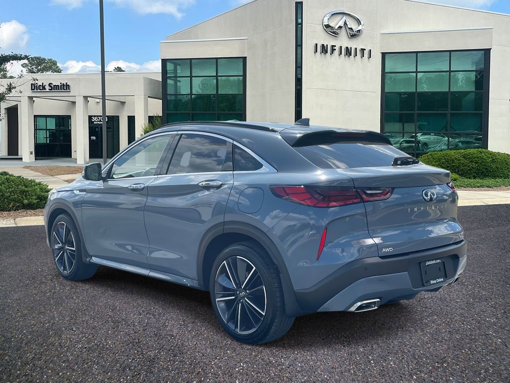 Used 2023 INFINITI QX55 Essential image 4