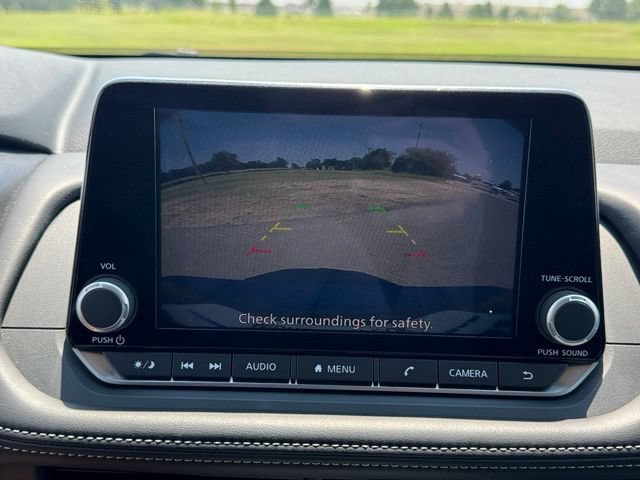 Used 2026 Nissan Rogue SV AWD/4WD image 16