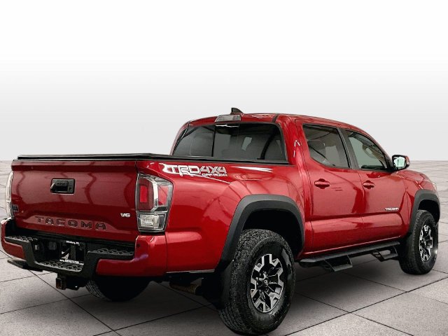 Used 2022 Toyota Tacoma TRD Off-Road w/ Technology Package AWD/4WD image 11