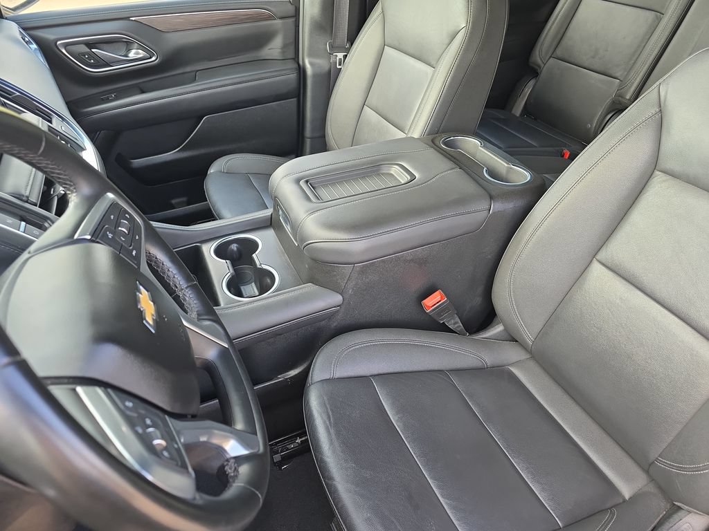 Used 2024 Chevrolet Tahoe LT RWD image 16