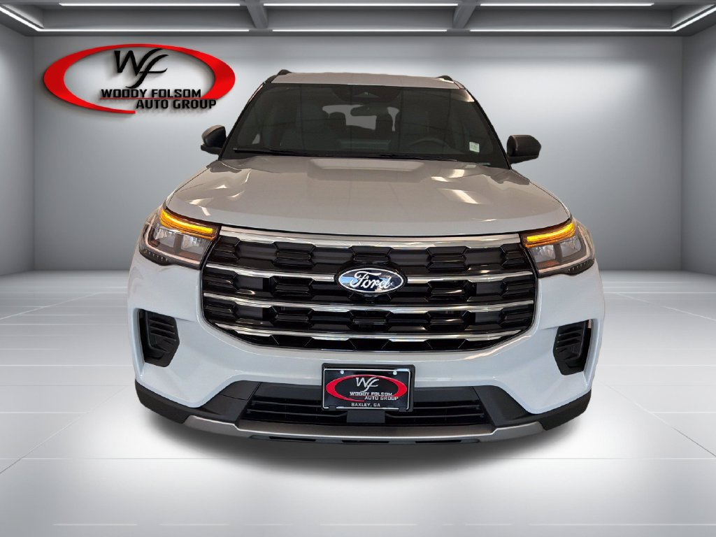 New 2027 Ford Explorer Active RWD image 2