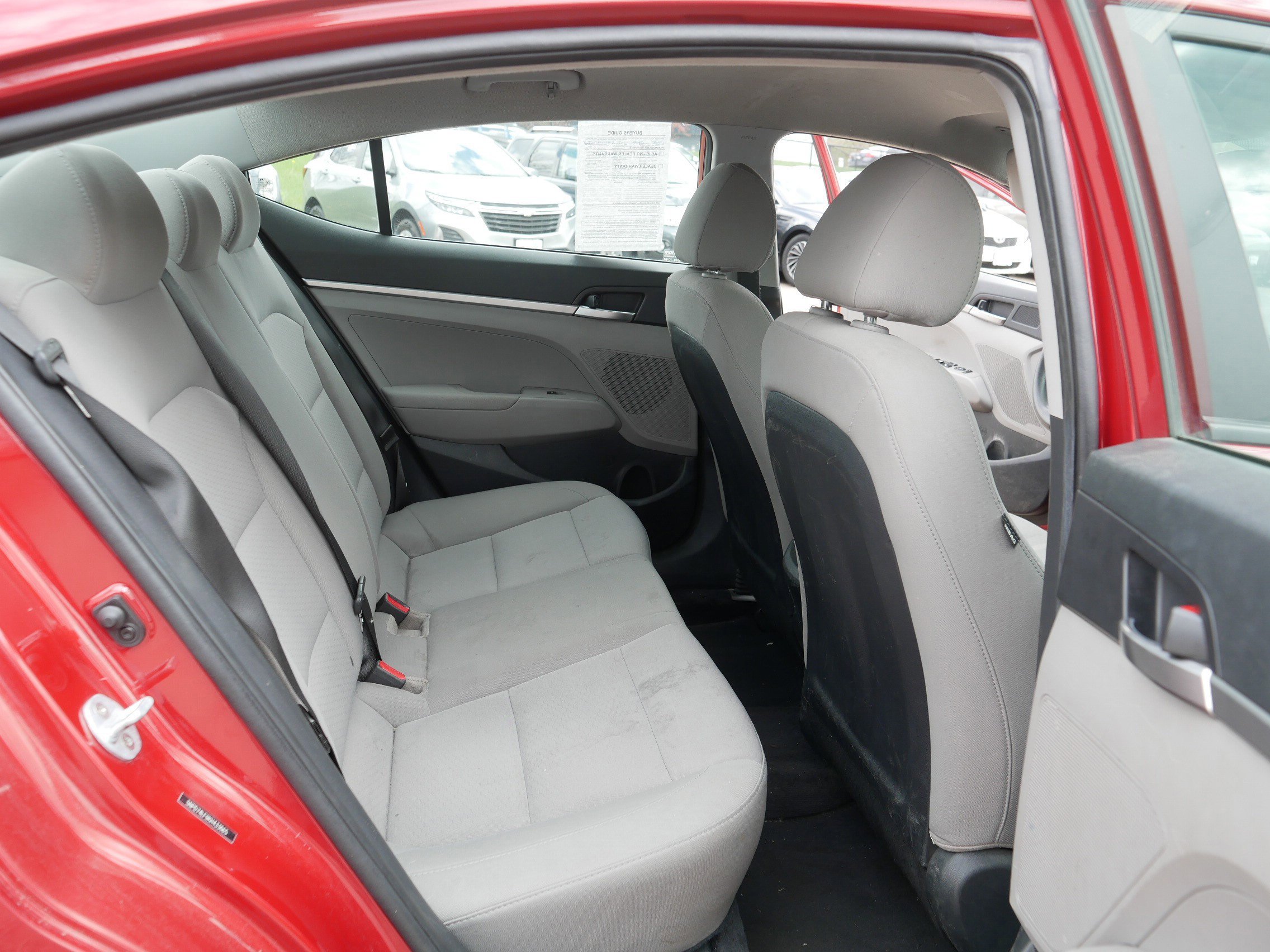Used 2019 Hyundai Elantra SE FWD image 17
