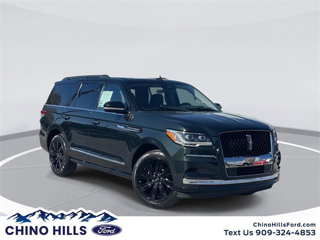 Used 2022 Lincoln Navigator Black Label image 1