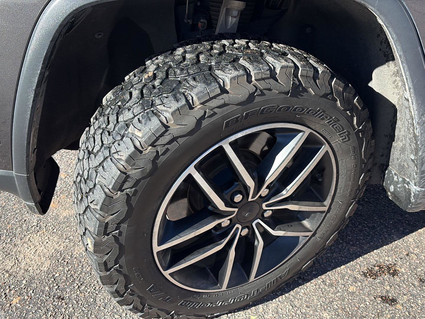 Used 2019 Jeep Grand Cherokee Trailhawk w/ Trailhawk Luxury Group image 10