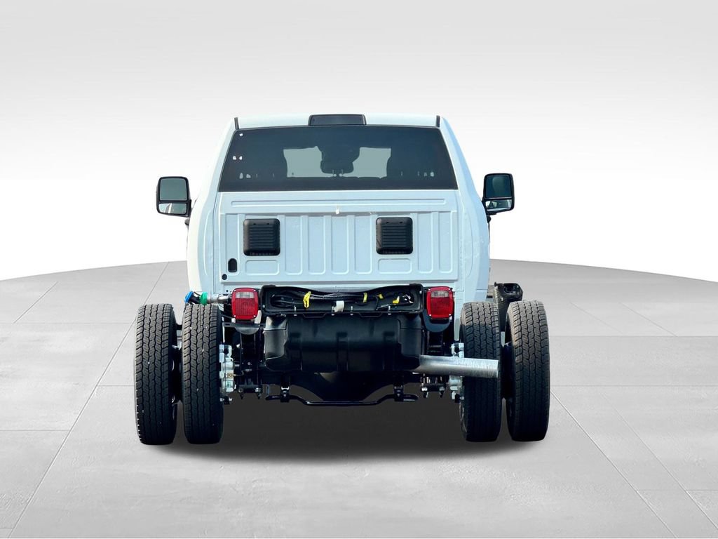 New 2026 RAM 5500 Tradesman AWD/4WD image 6