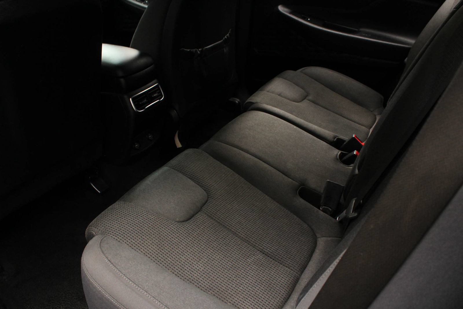 Used 2022 Hyundai Santa Fe SEL FWD image 20