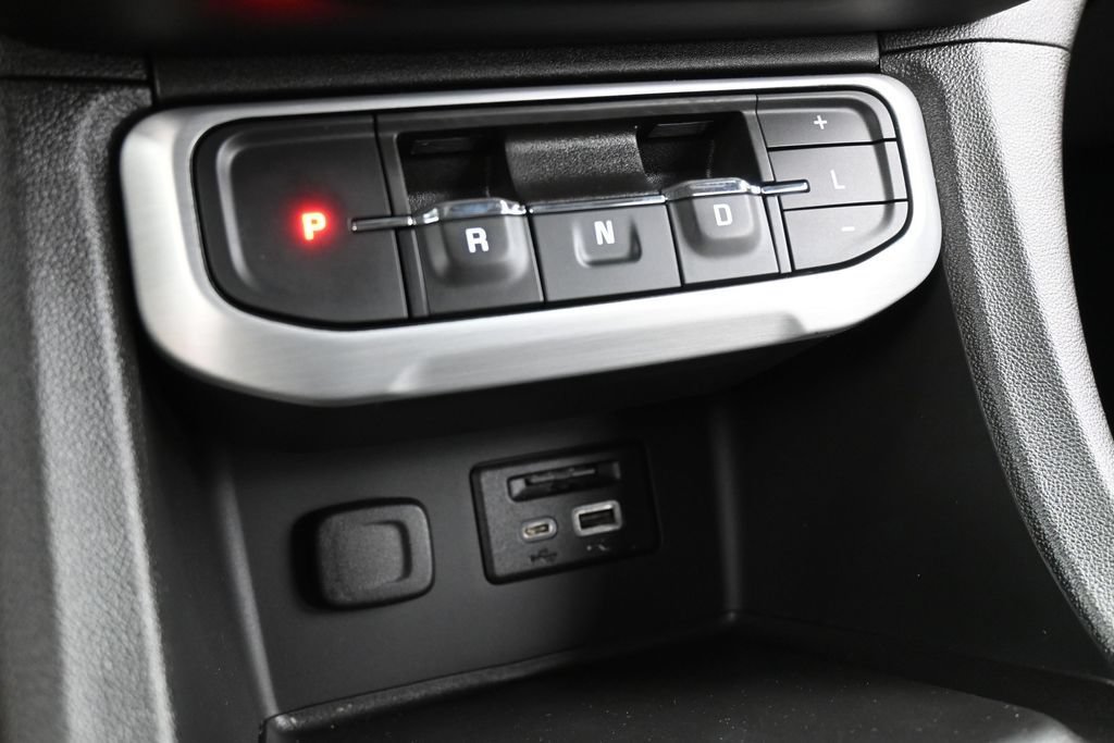 Used 2023 GMC Acadia SLT w/ Technology Package FWD image 30