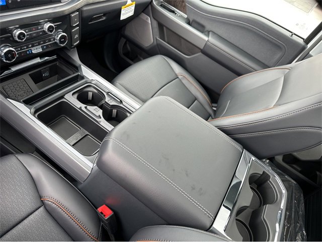 New 2025 Ford F250 Lariat w/ Lariat Ultimate Package image 33