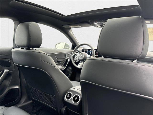 New 2025 Mercedes-Benz CLA 250 4MATIC image 18