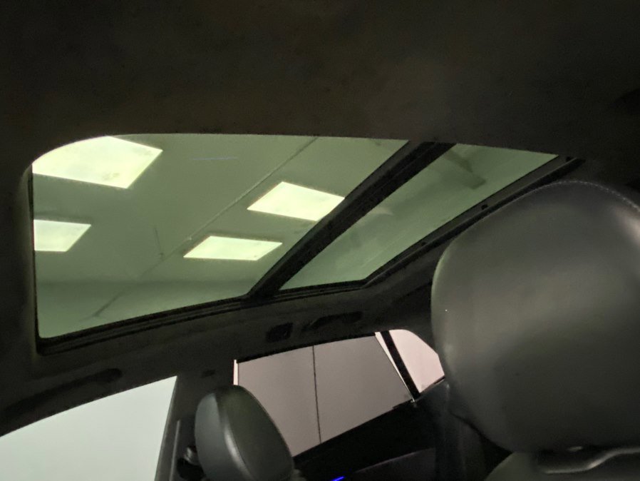 Used 2019 Audi Q8 Prestige AWD/4WD image 21