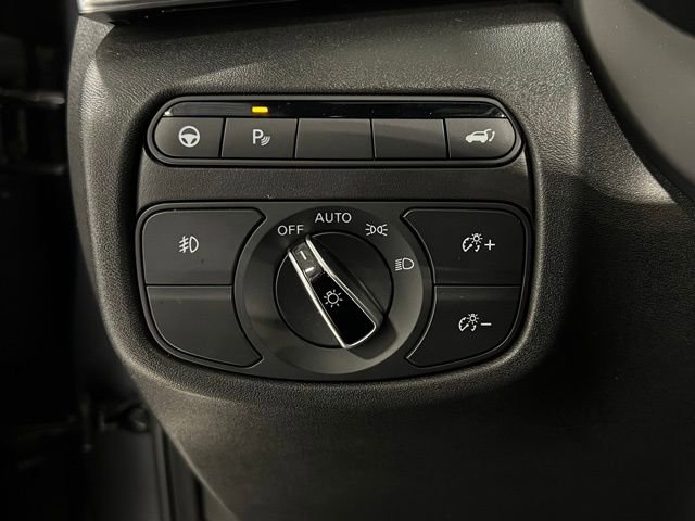 Certified 2025 INFINITI QX55 Luxe w/ Cargo Package image 16