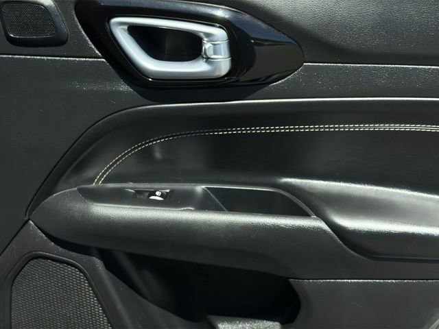 Used 2023 Jeep Compass High Altitude AWD/4WD image 37