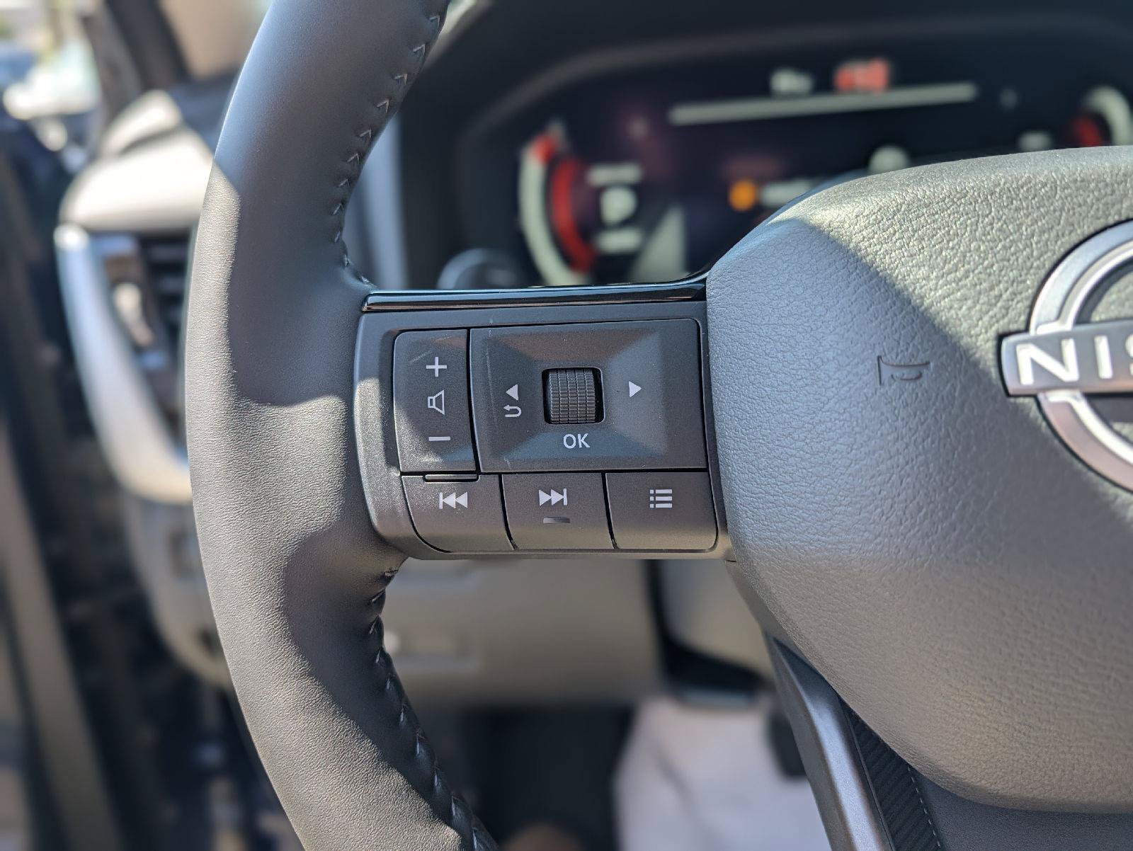 New 2026 Nissan Rogue Platinum AWD/4WD image 35