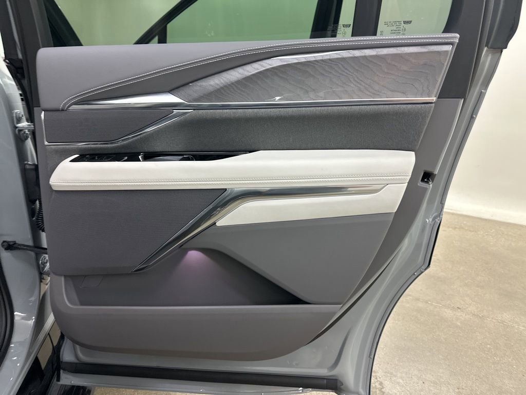 New 2026 Cadillac Escalade IQL Luxury image 20