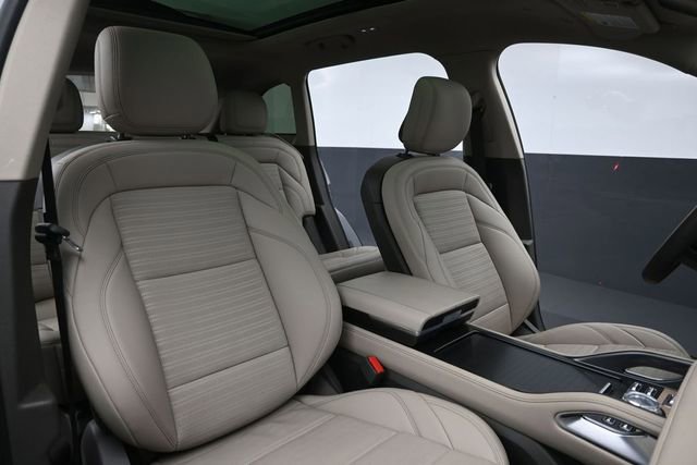 Certified 2025 Lincoln Nautilus Reserve w/ Jet Appearance Package AWD/4WD image 30