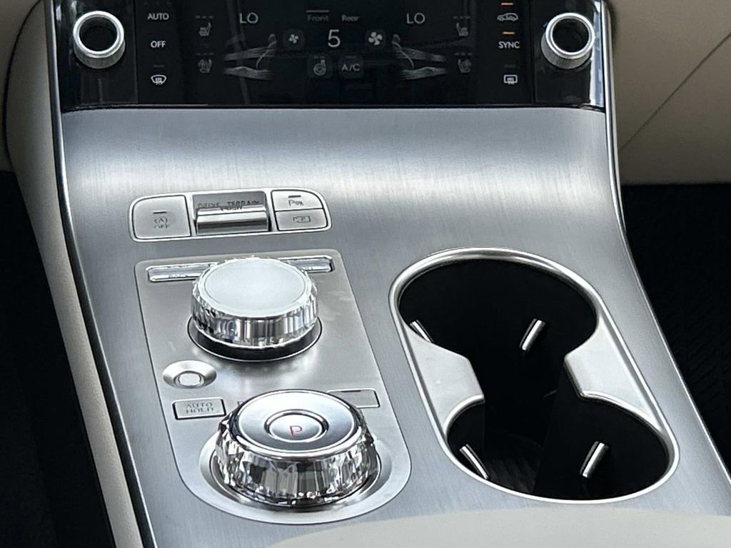 New 2026 Genesis GV70 2.5T Advanced image 26