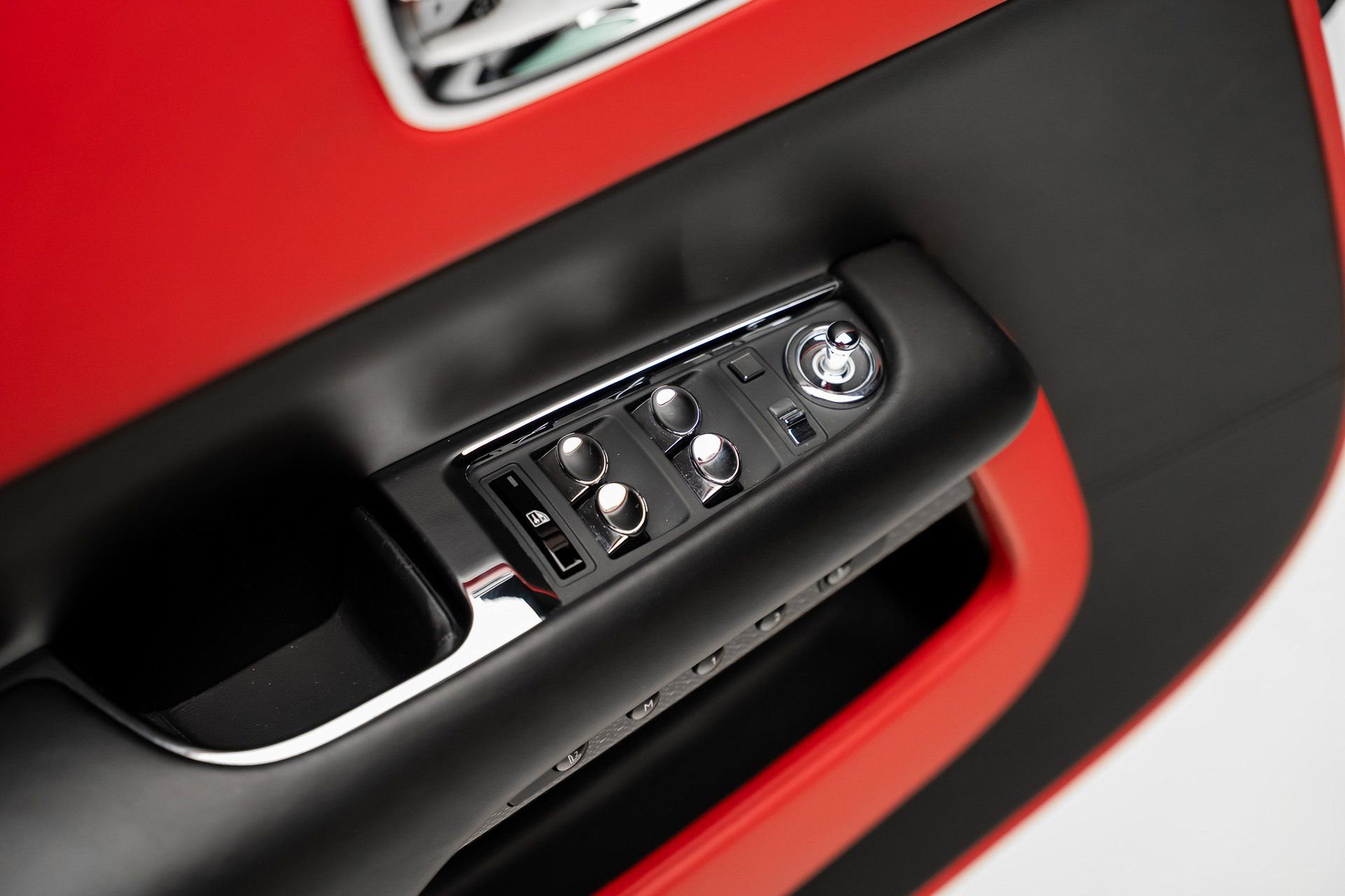 Used 2020 Rolls-Royce Wraith image 55