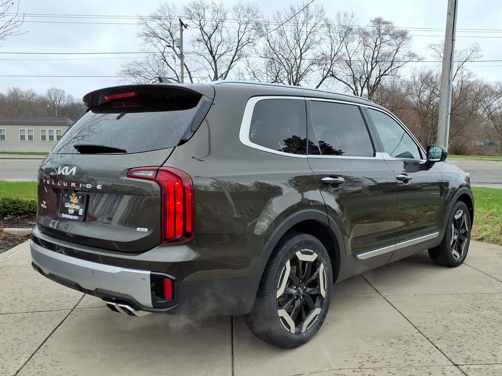 Used 2023 Kia Telluride S image 10