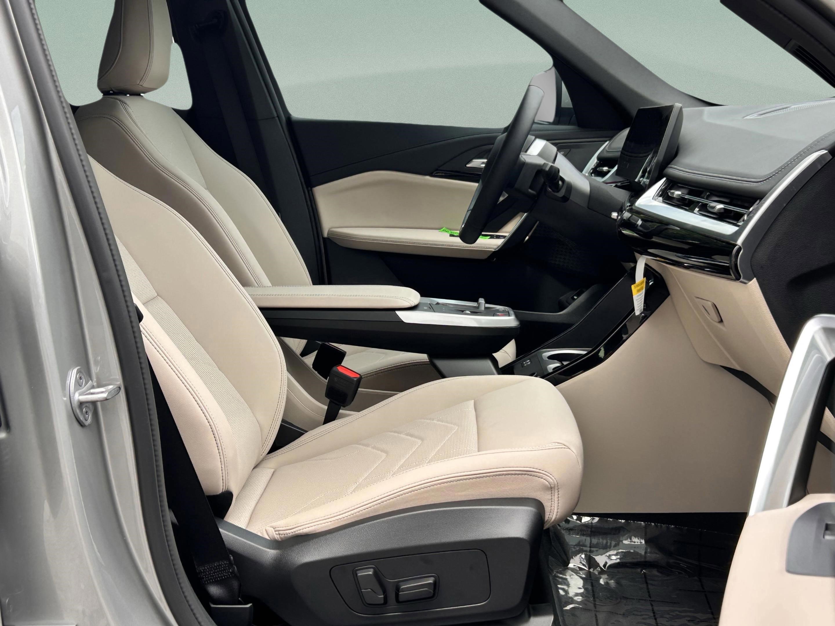 Used 2025 BMW X1 xDrive28i w/ Convenience Package image 27