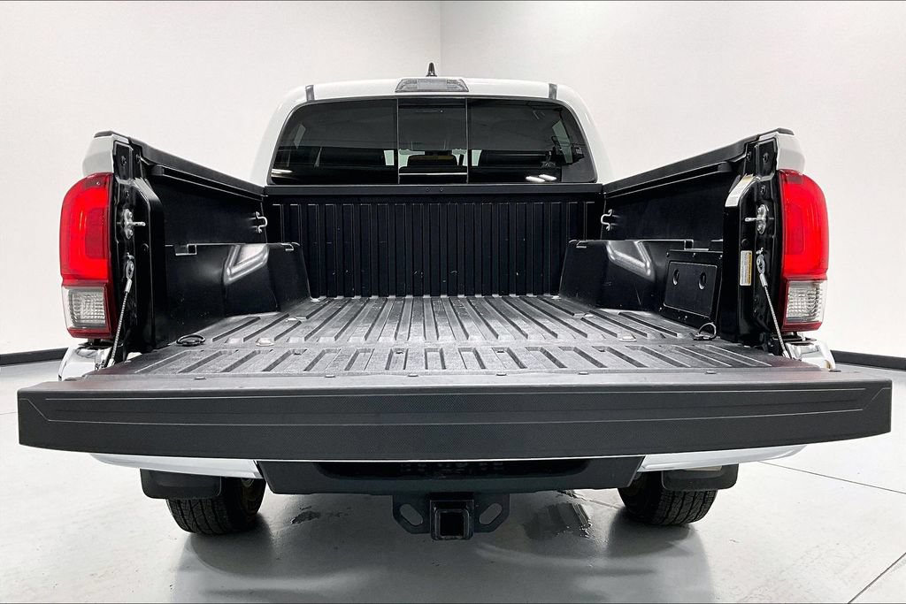 Used 2023 Toyota Tacoma SR5 RWD image 26