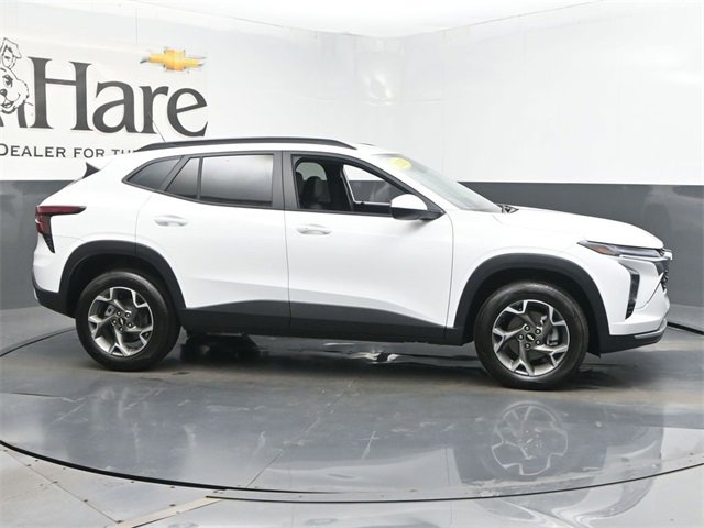 Used 2025 Chevrolet Trax LT w/ Driver Confidence Package