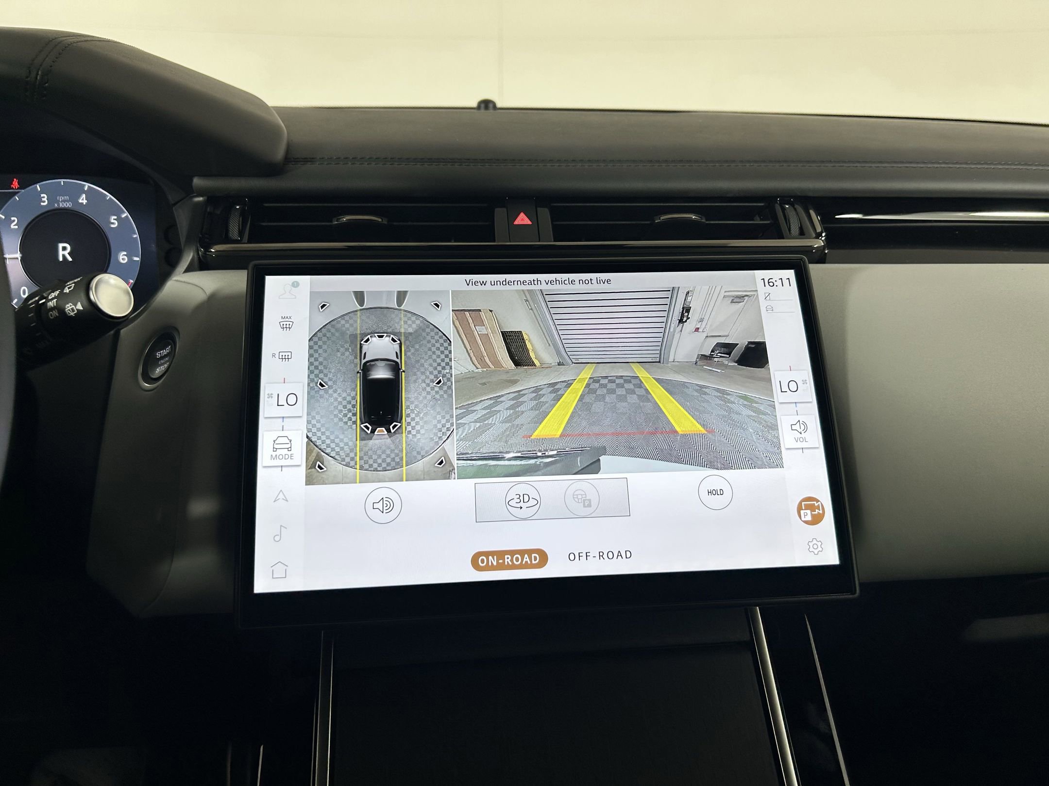 New 2026 Land Rover Range Rover Velar Dynamic SE image 24