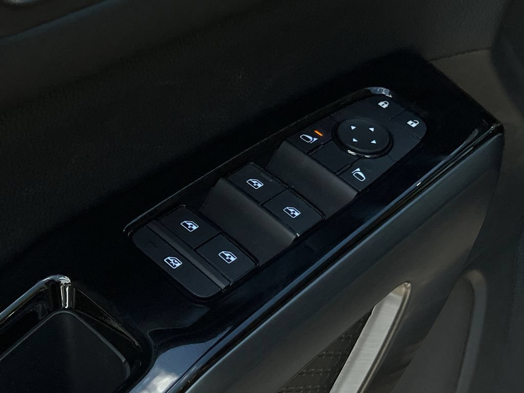 New 2026 Nissan Pathfinder SL AWD/4WD image 8