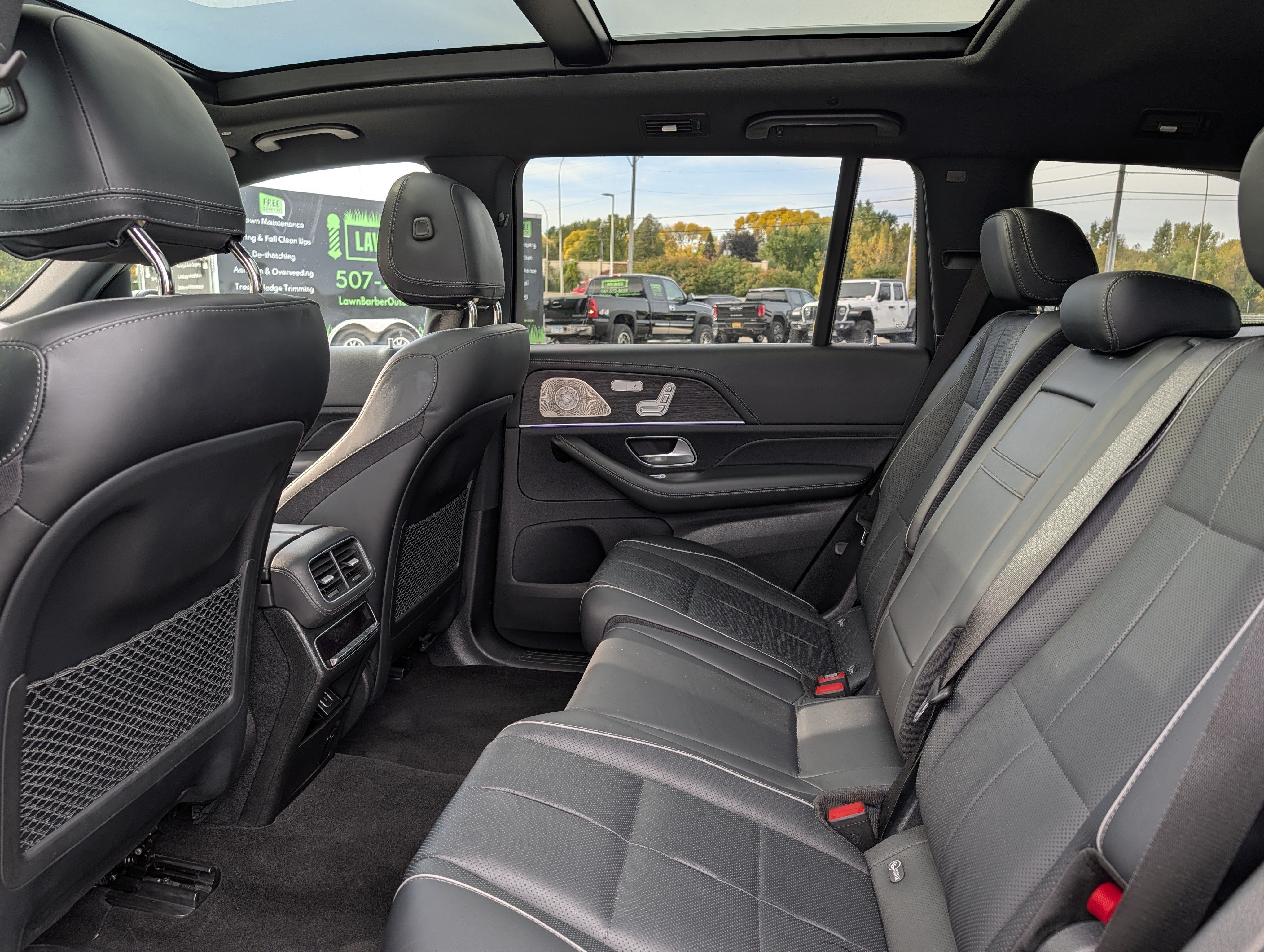 Used 2022 Mercedes-Benz GLS 450 4MATIC image 21
