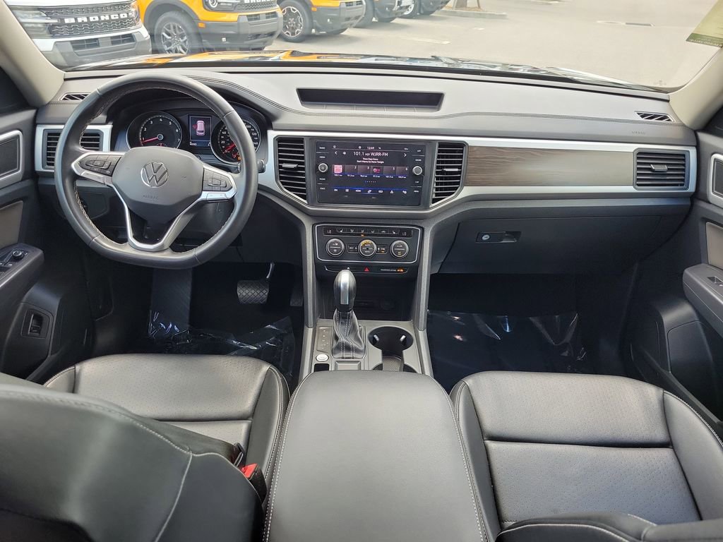 Used 2021 Volkswagen Atlas SE w/ Towing Package FWD image 11