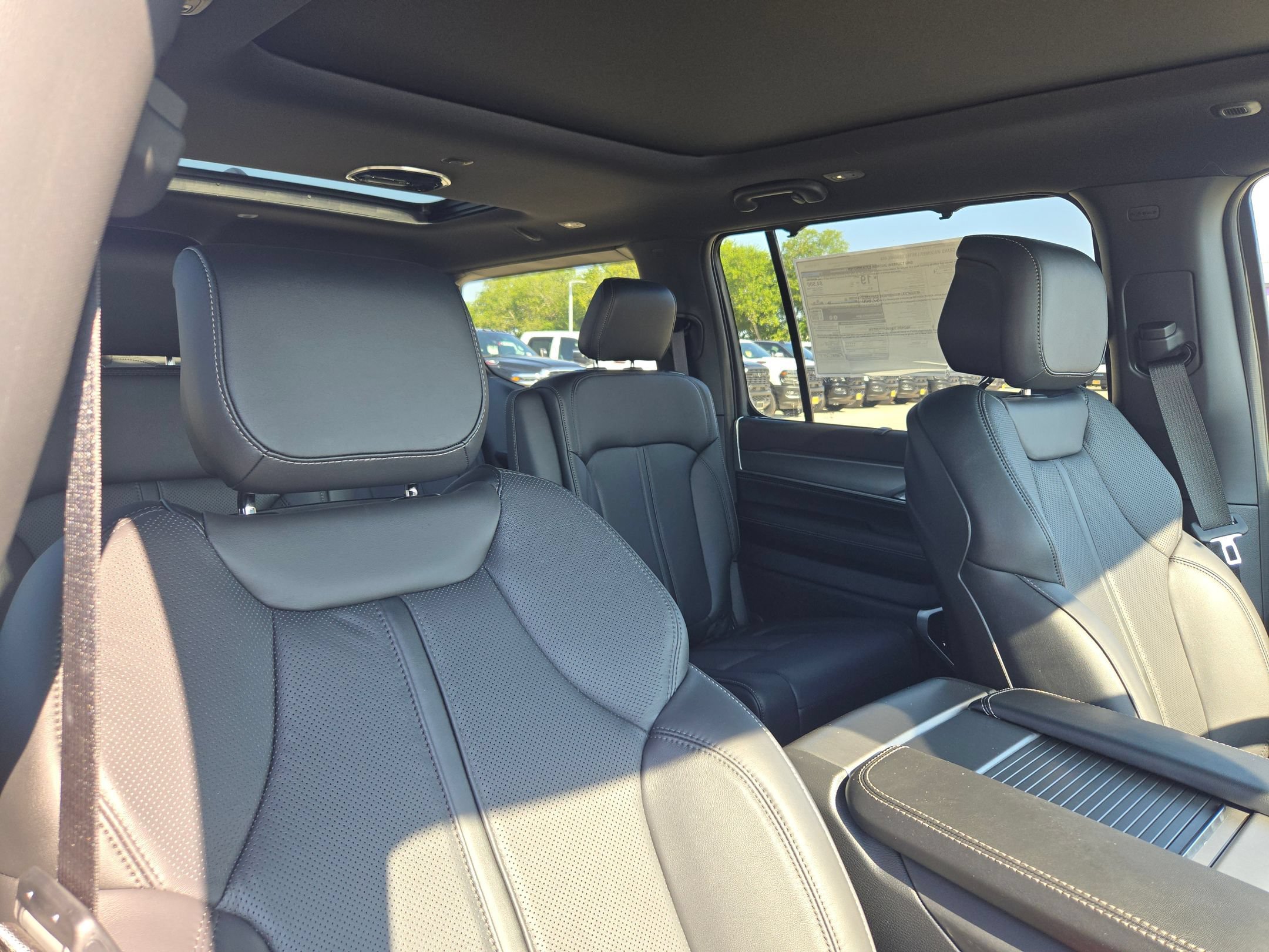 New 2026 Jeep Grand Wagoneer Limited AWD/4WD image 22