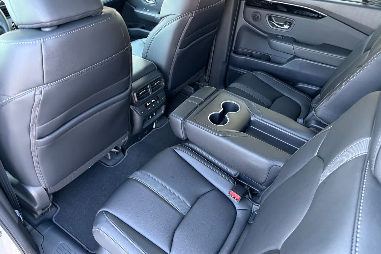 New 2026 Honda Pilot EX-L image 4