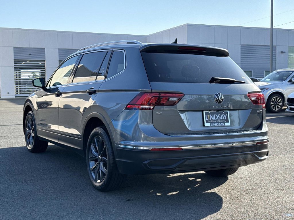 Used 2023 Volkswagen Tiguan SE AWD/4WD image 5