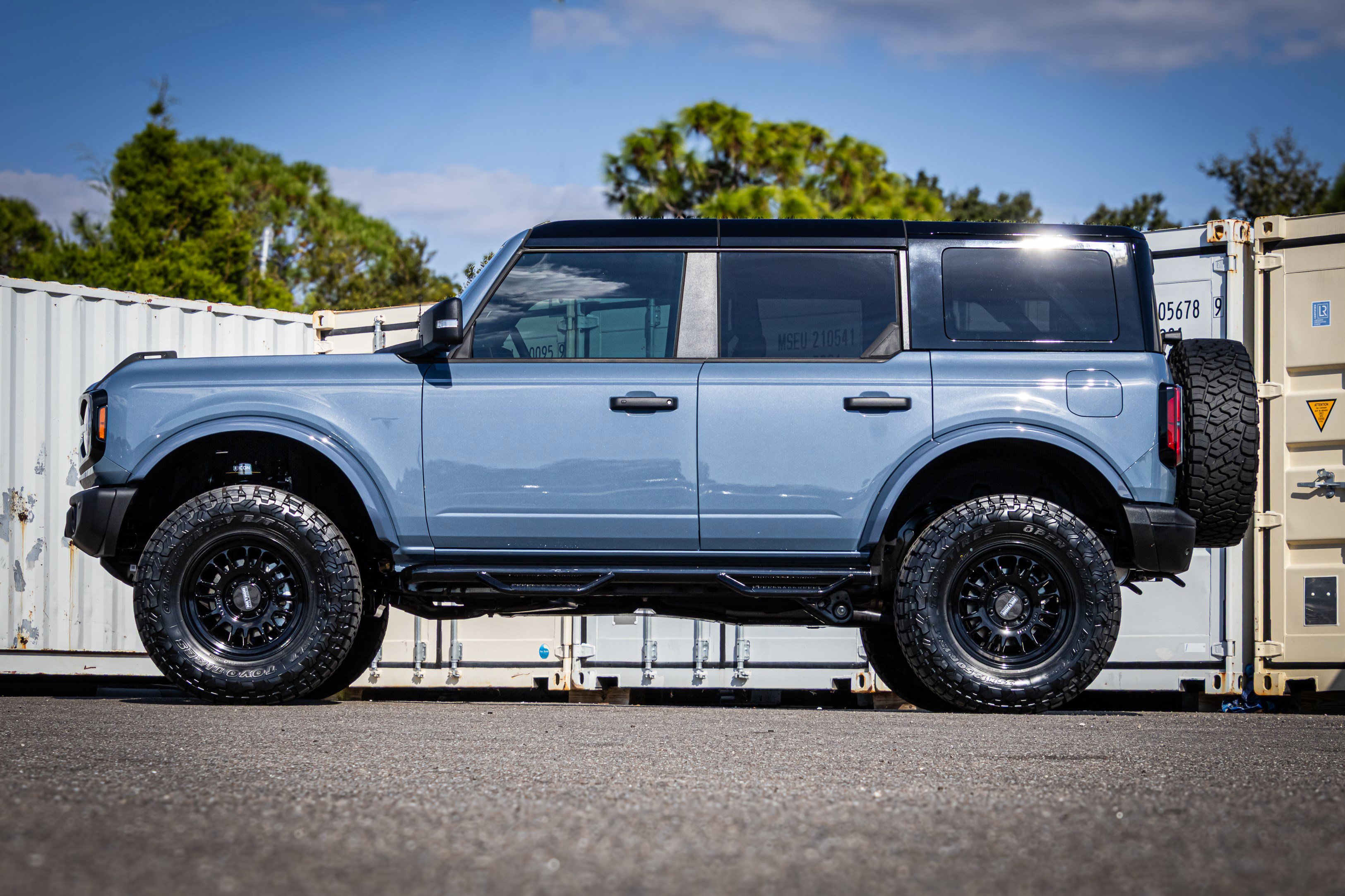 New 2025 Ford Bronco Badlands image 7