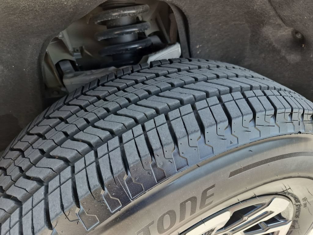 New 2026 GMC Sierra EV Elevation AWD/4WD image 18