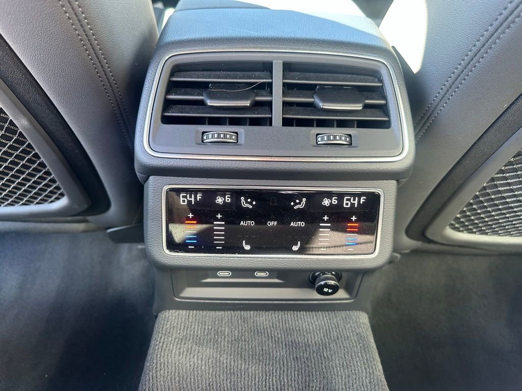 Certified 2025 Audi A6 Premium Plus w/ Premium Plus Package image 24