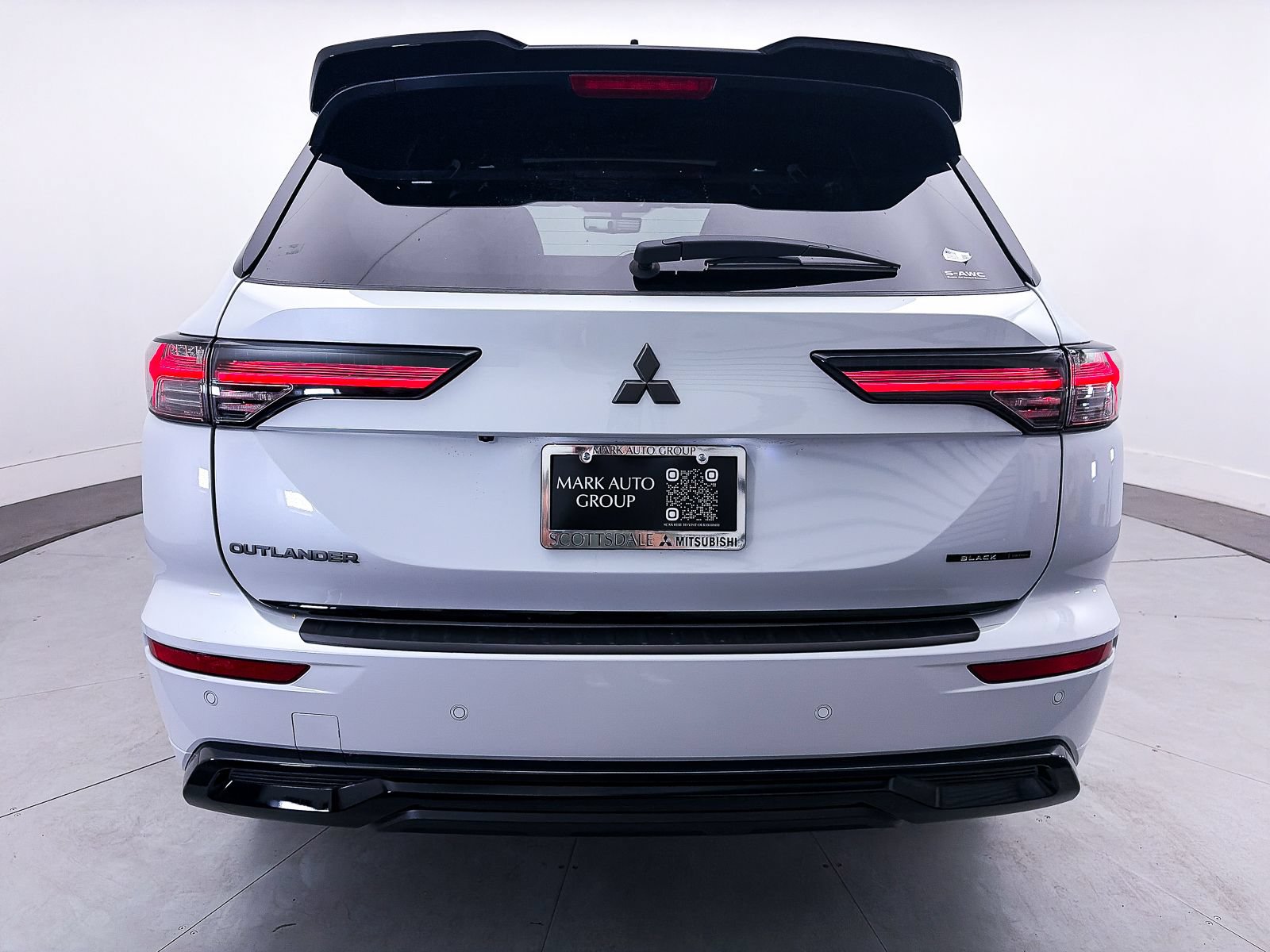 New 2026 Mitsubishi Outlander SEL Black Edition AWD/4WD image 6