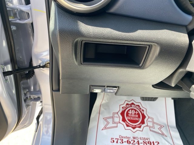 New 2025 Nissan Versa SV w/ Trunk Package image 19