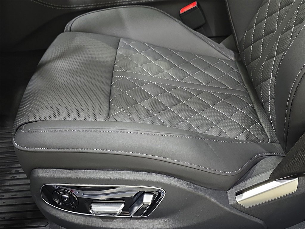 New 2025 Audi S8 image 28