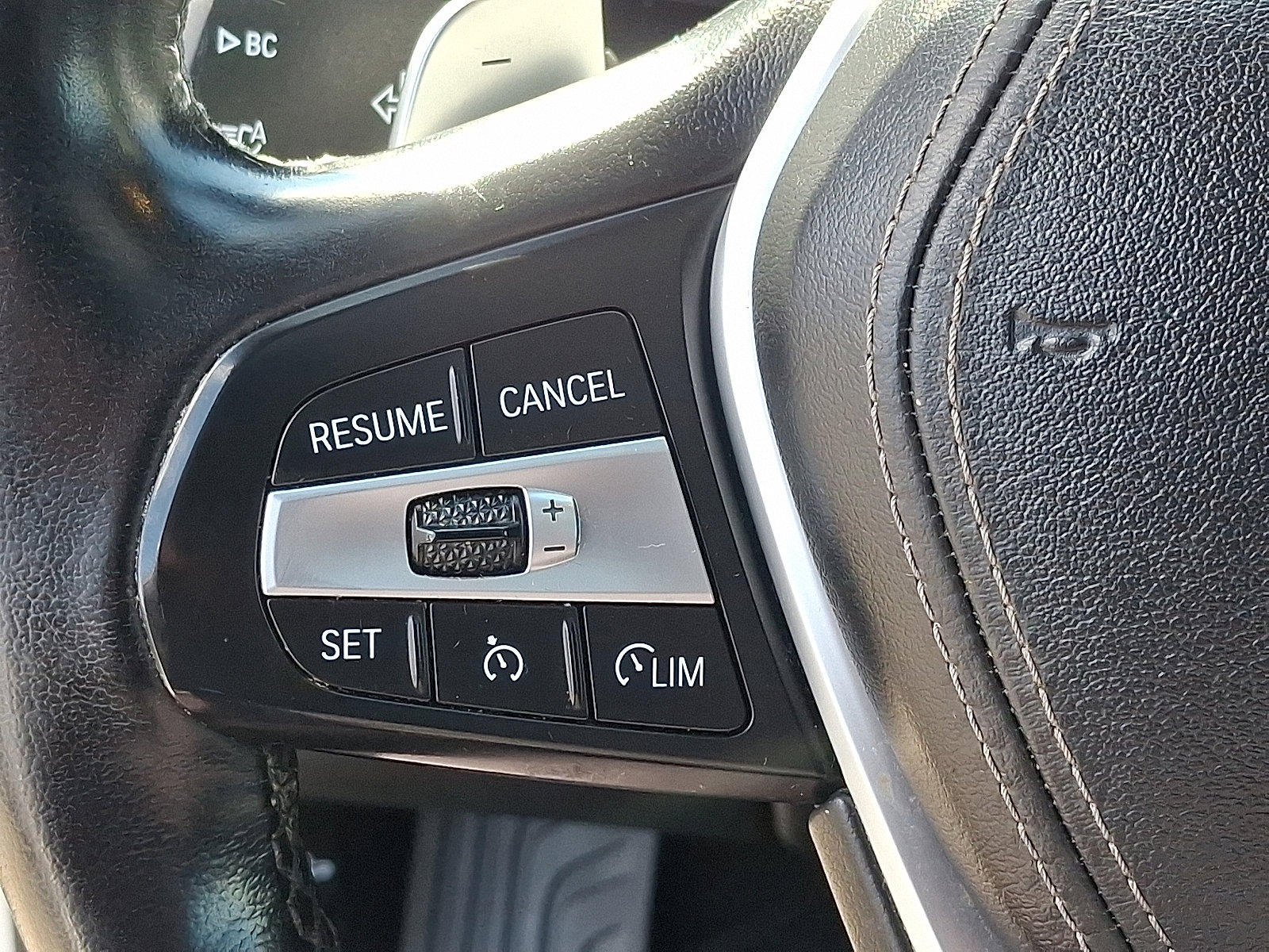 Used 2020 BMW X5 xDrive40i w/ Convenience Package image 24