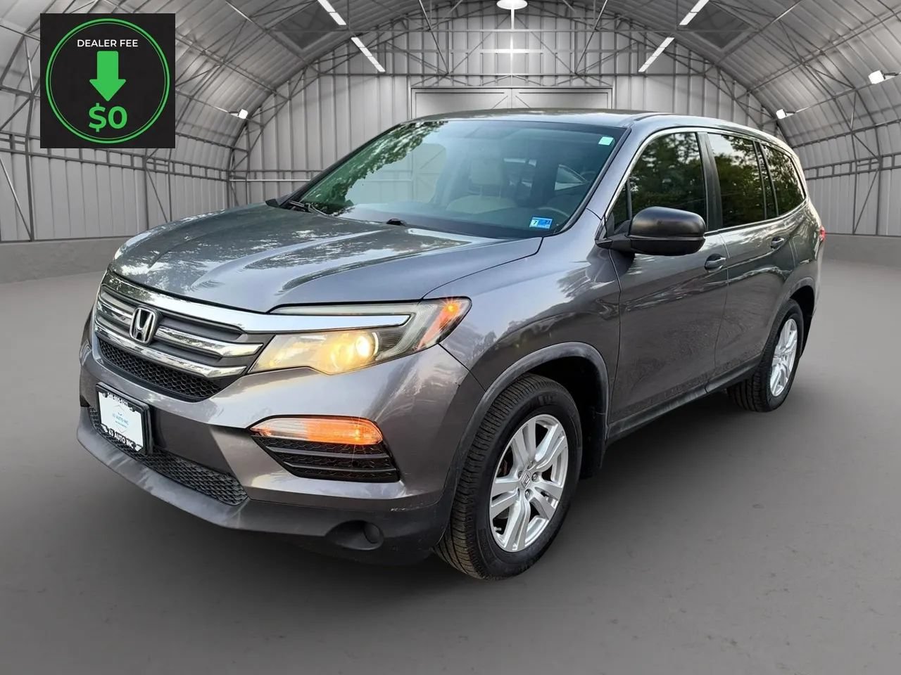 Used 2016 Honda Pilot LX image 1