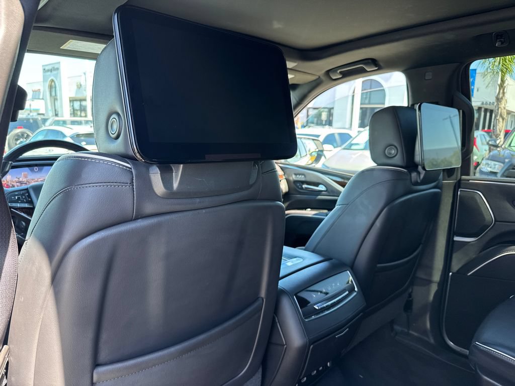 Used 2021 Cadillac Escalade Premium Luxury w/ Performance Package RWD image 25