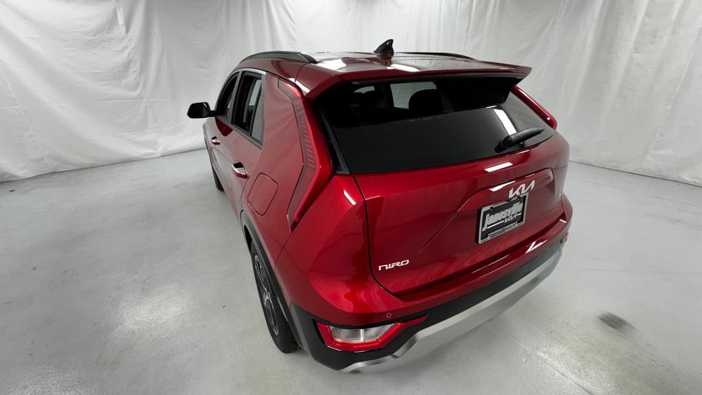 New 2026 Kia Niro FWD image 5