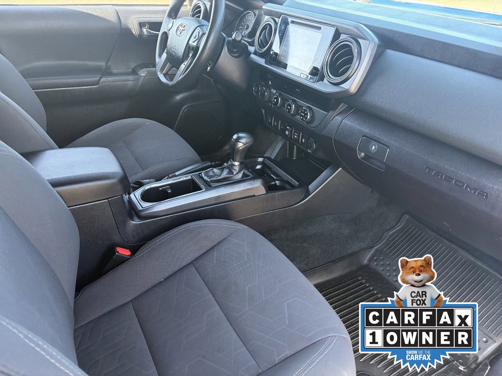 Used 2018 Toyota Tacoma TRD Off-Road w/ Technology Package AWD/4WD image 13