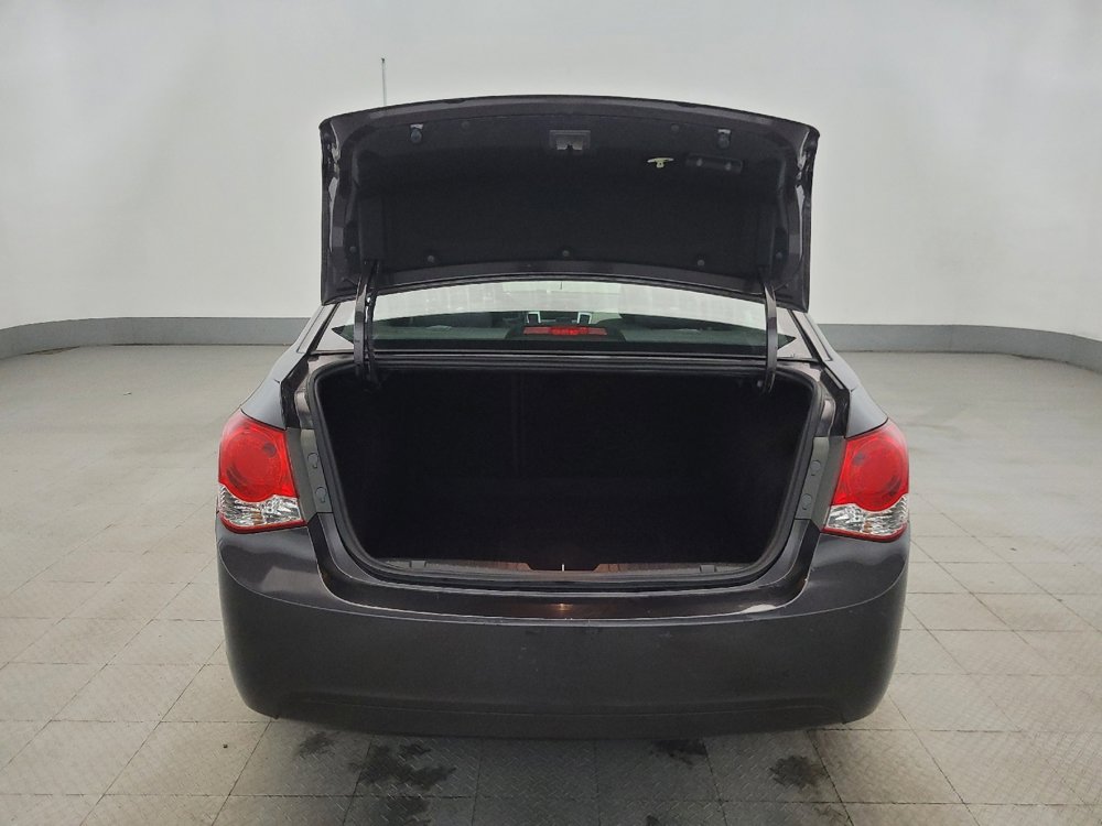 Used 2014 Chevrolet Cruze LS image 29